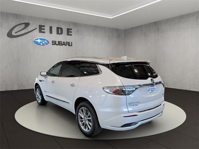 2024 Buick Enclave Avenir photo 3