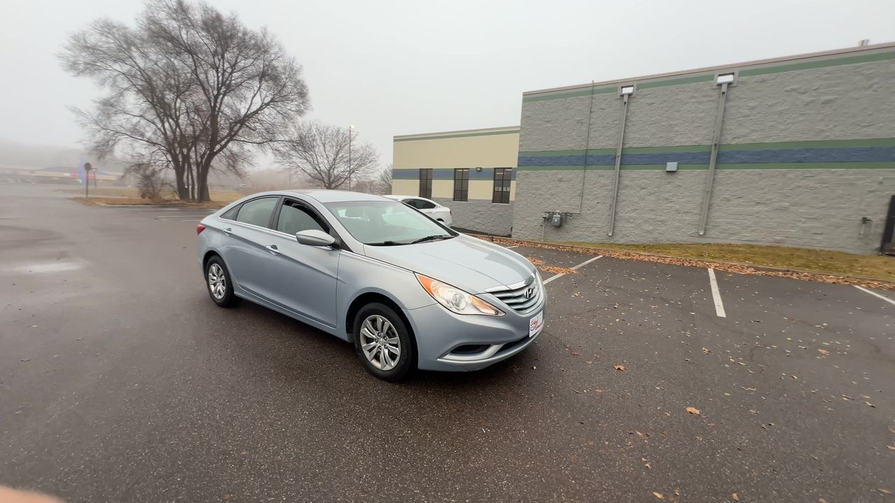 2012 Hyundai Sonata GLS photo 2