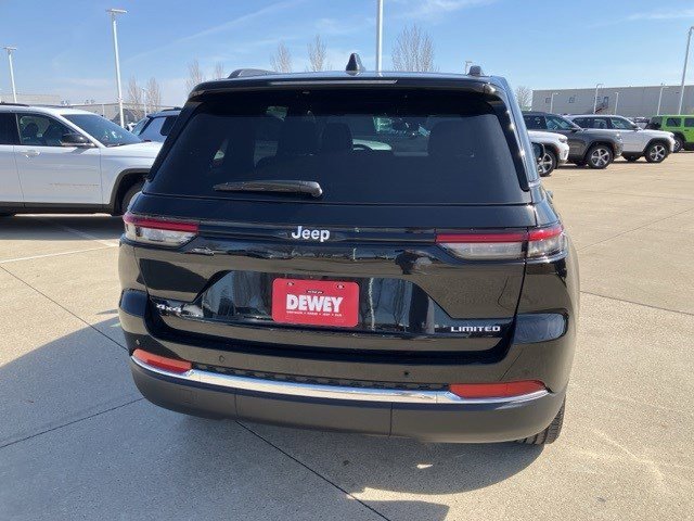 2025 Jeep Grand Cherokee Limited photo 6