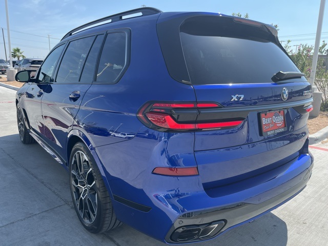2026 Bmw X7 M60i photo 3