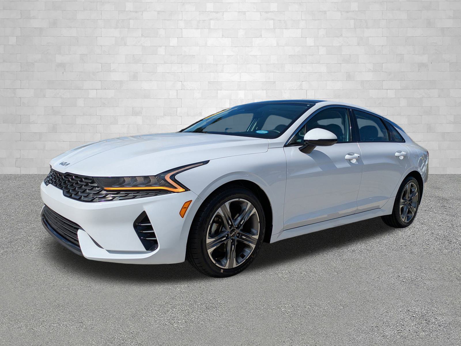 2023 Kia K5 EX photo 5