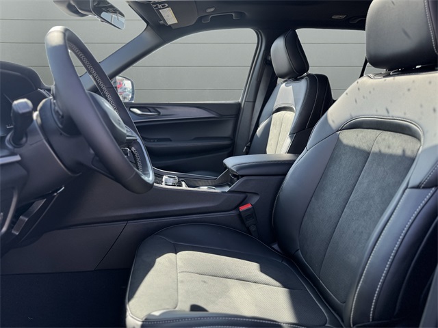 2025 Jeep Grand Cherokee Altitude X photo 10