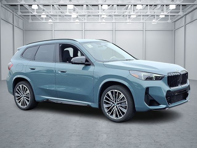 2025 Bmw X1 M35i photo 3