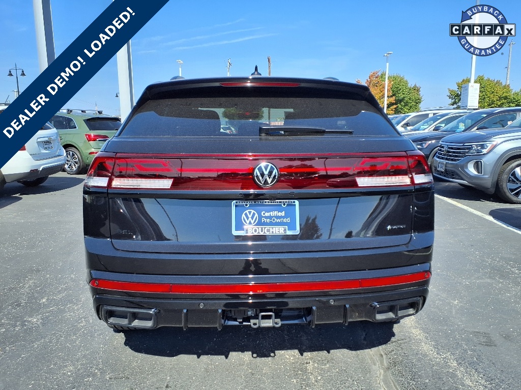 2025 Volkswagen Atlas Cross Sport SEL R-Line photo 3