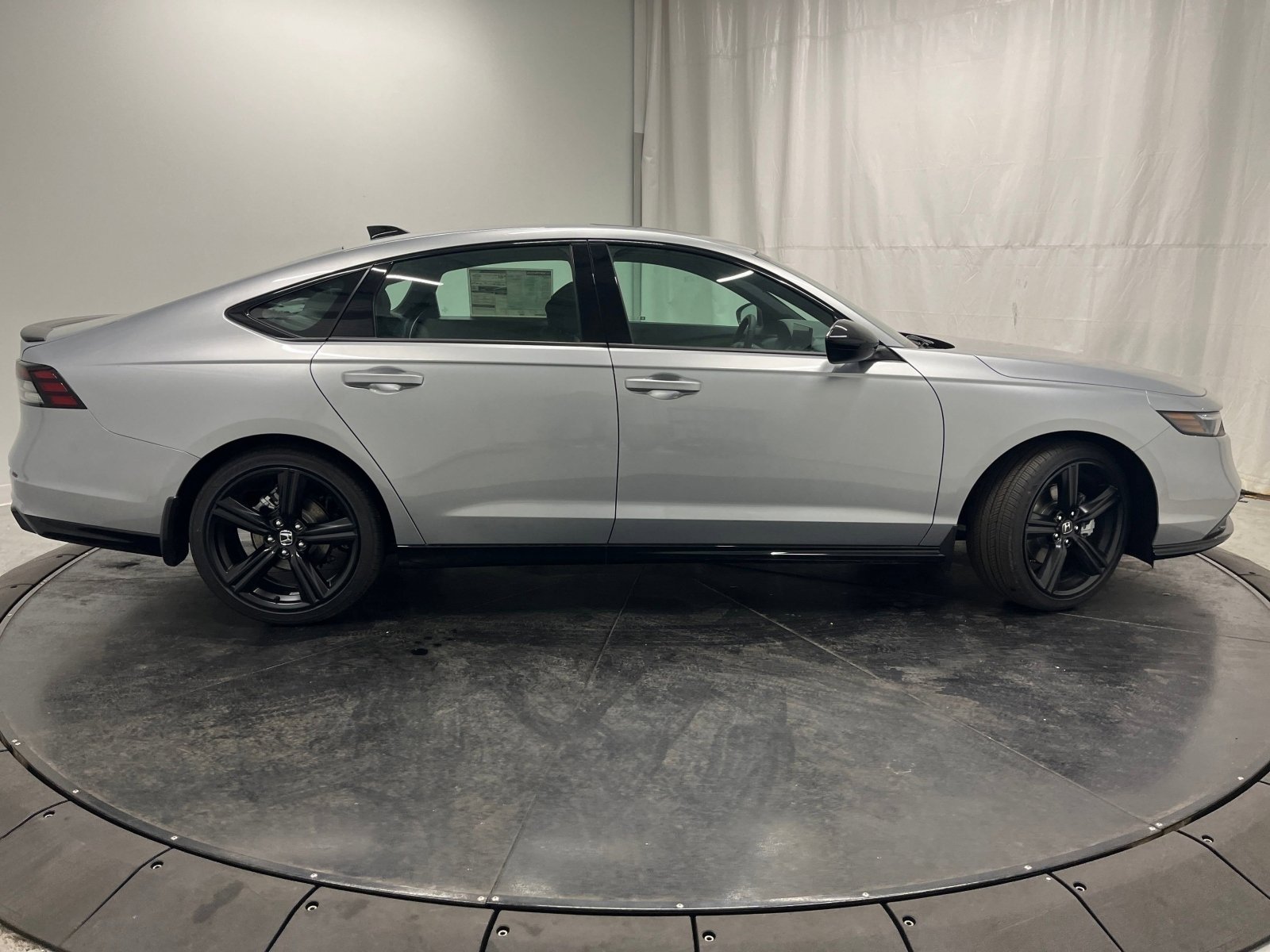 2025 Honda Accord Hybrid Sport-L photo 25