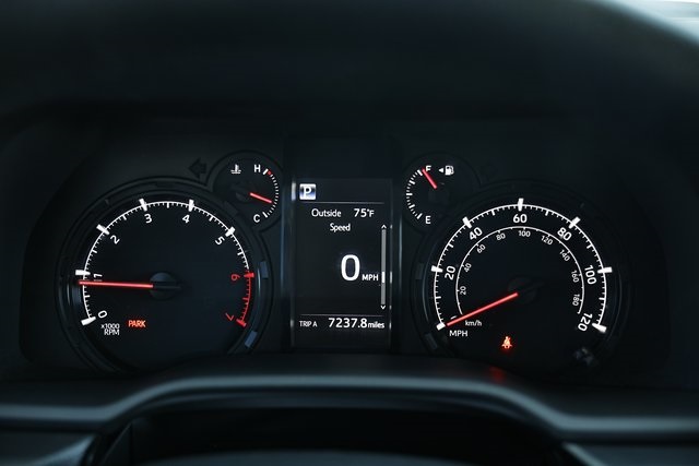 2024 Toyota 4Runner SR5 Premium photo 30