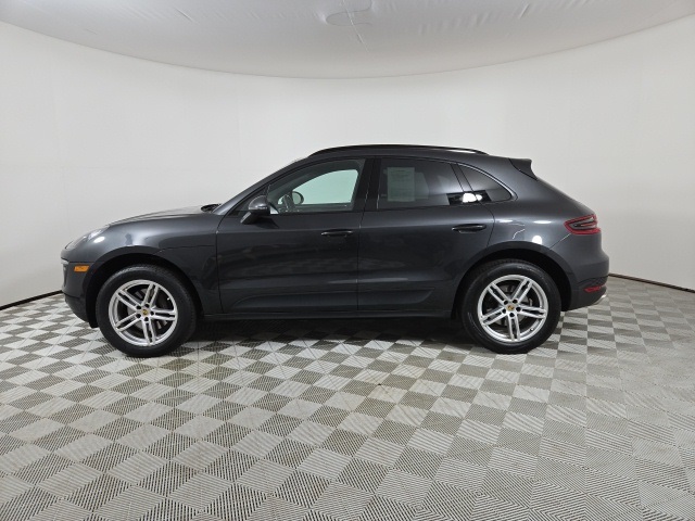 2018 Porsche Macan Base photo 4