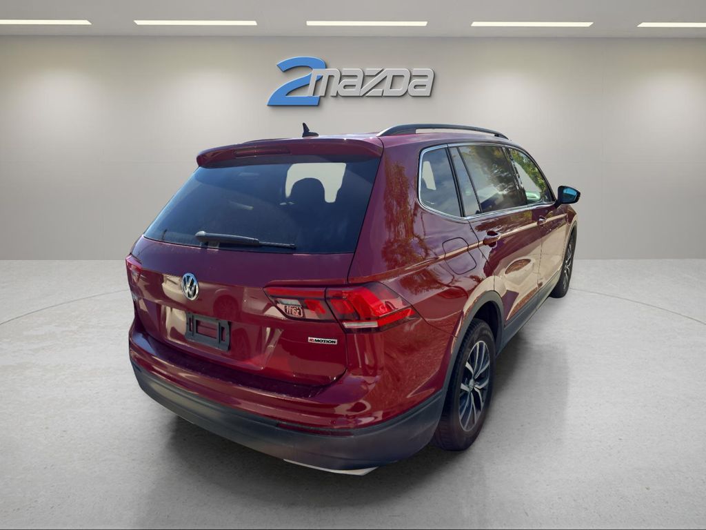 2019 Volkswagen Tiguan SE photo 4