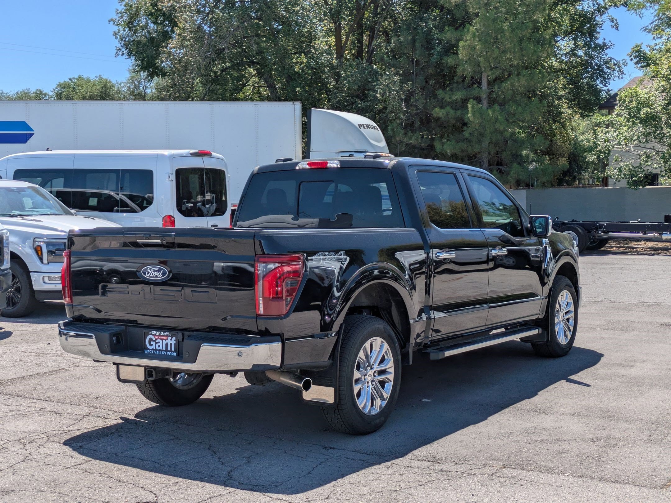2024 Ford F-150 Lariat photo 3