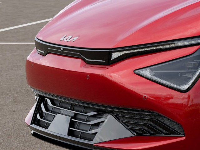 New 2025 Runway Red Kia Light Long Range image 12