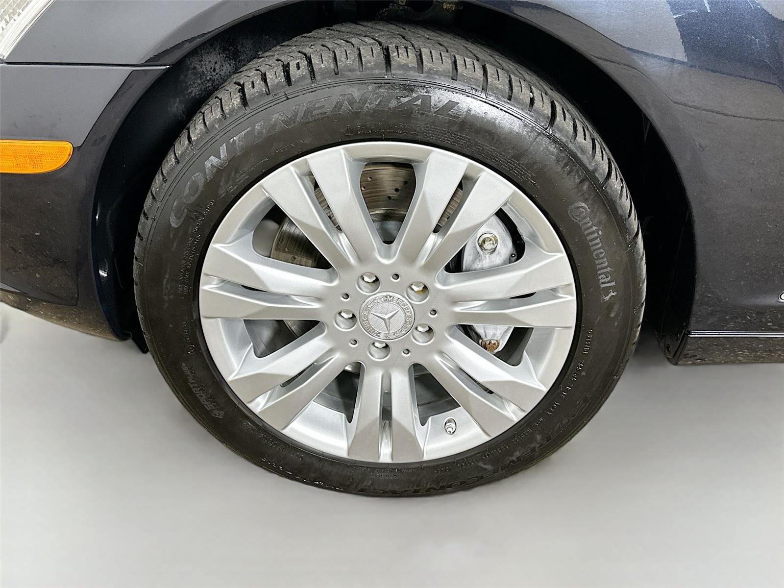2009 Mercedes Benz S 4MATIC photo 31