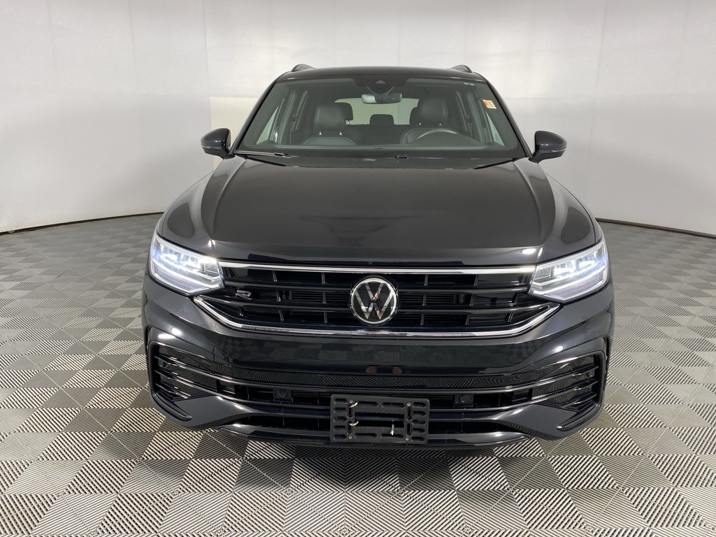 2024 Volkswagen Tiguan SE R-Line Black photo 2
