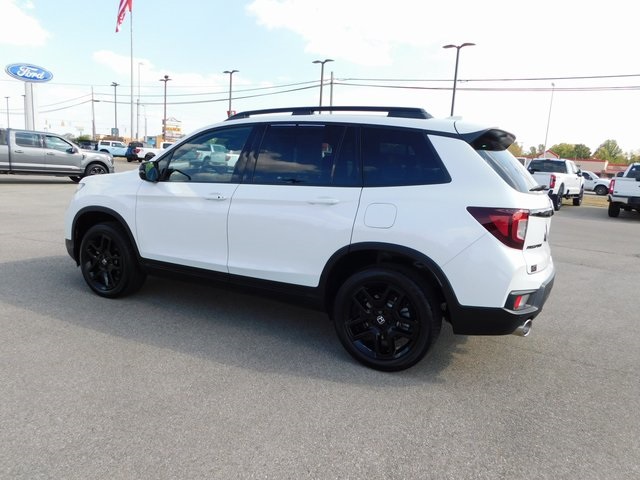 2025 Honda Passport Black Edition photo 5