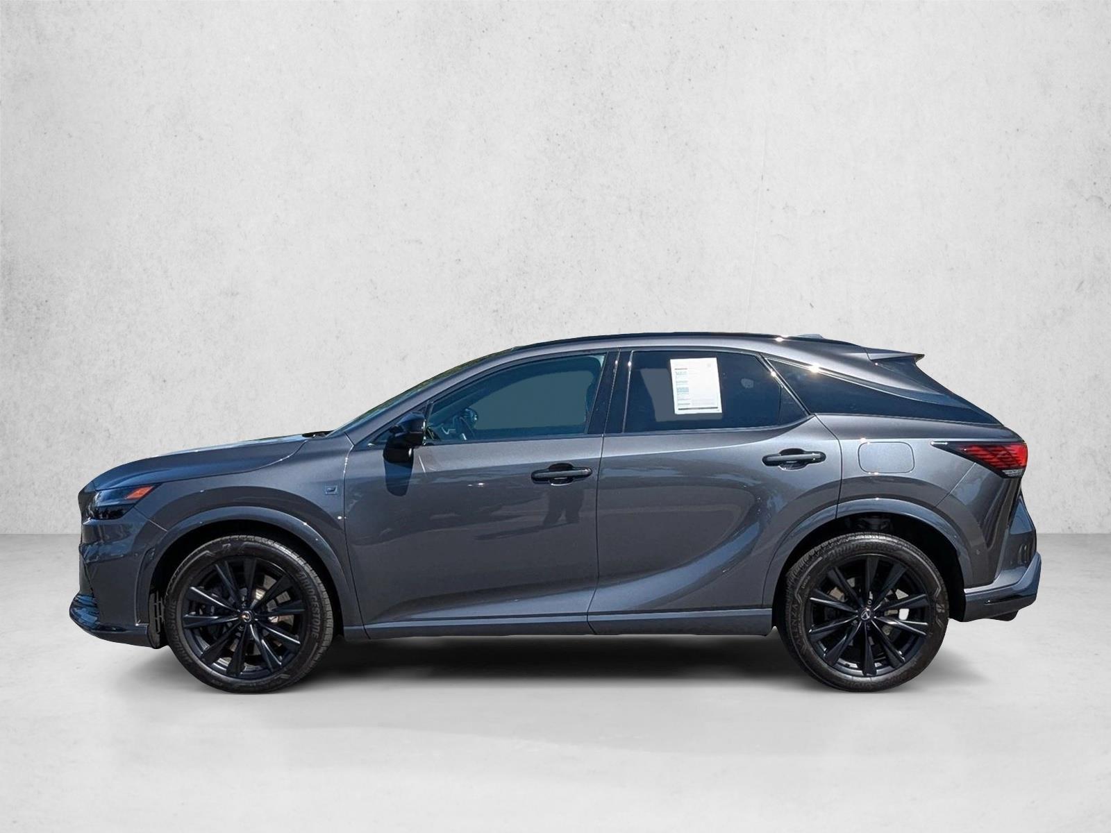 2024 Lexus RX 500h photo 9