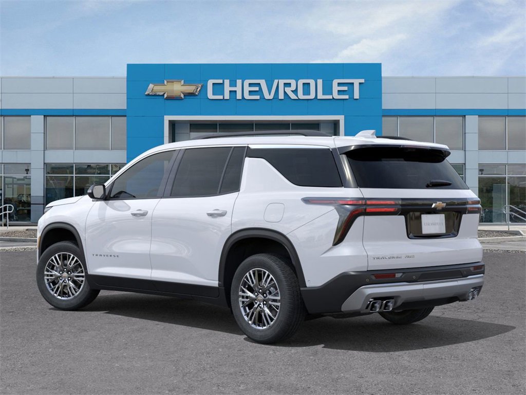 2026 Chevrolet Traverse photo 2