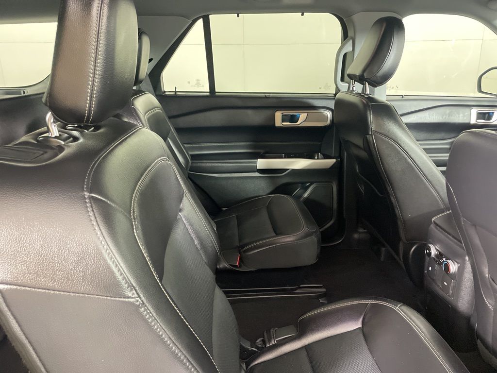 2024 Ford Explorer Limited photo 16