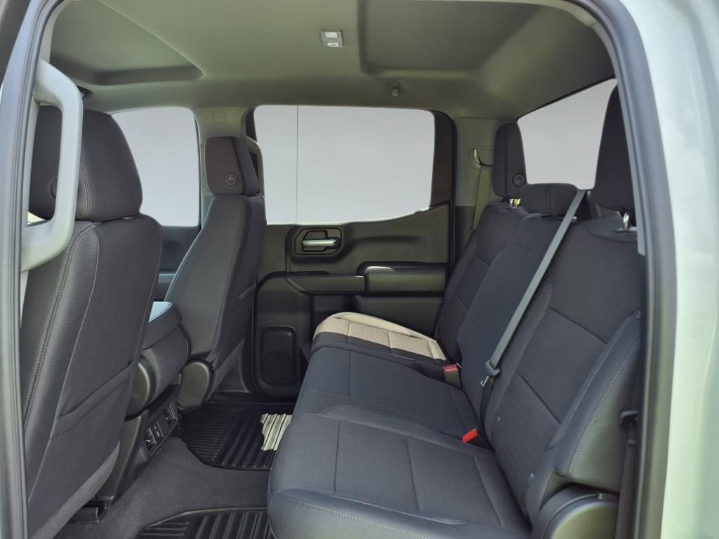 2025 Chevrolet Silverado 1500 Custom photo 10