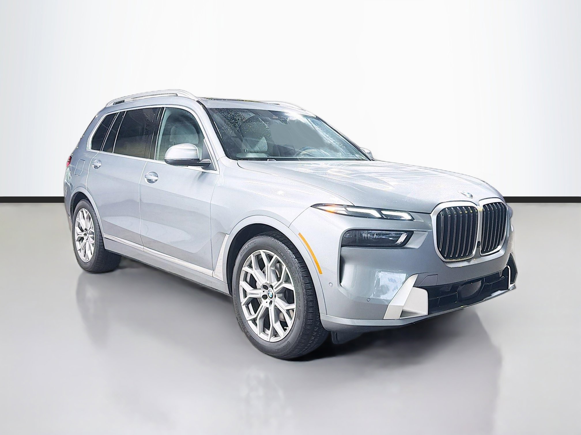 2026 BMW X7 40i's photo