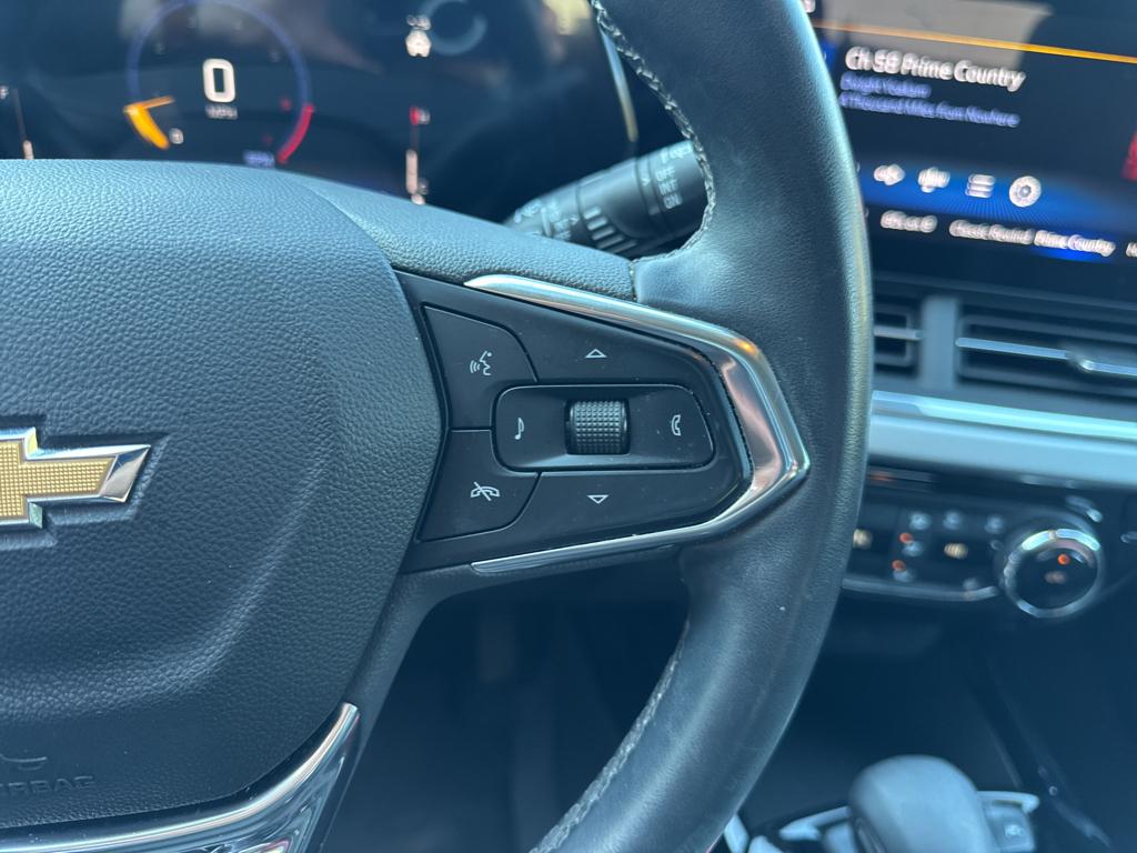 2024 Chevrolet Trax LT photo 8