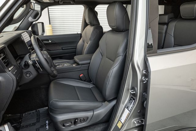 2025 Lexus GX 550 Premium photo 6