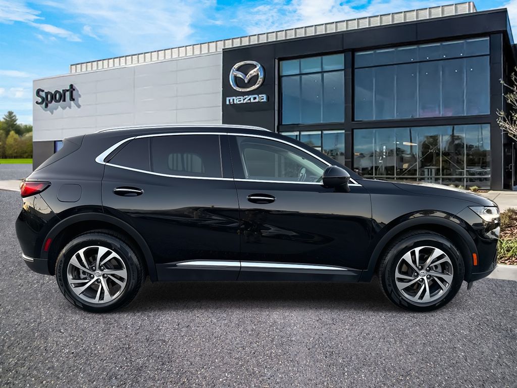 2023 Buick Envision Essence photo 2