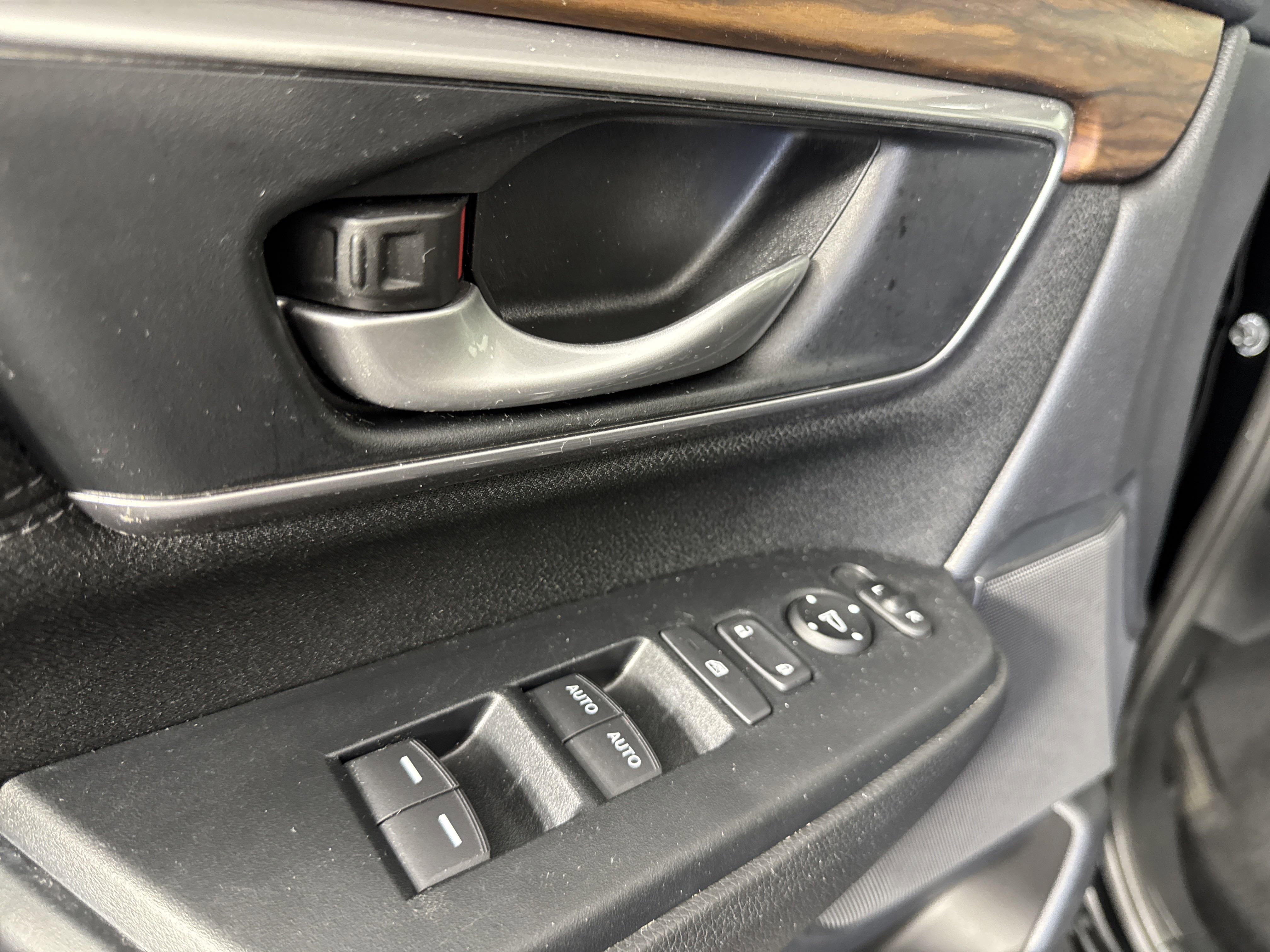 2022 Honda CR-V EX photo 4