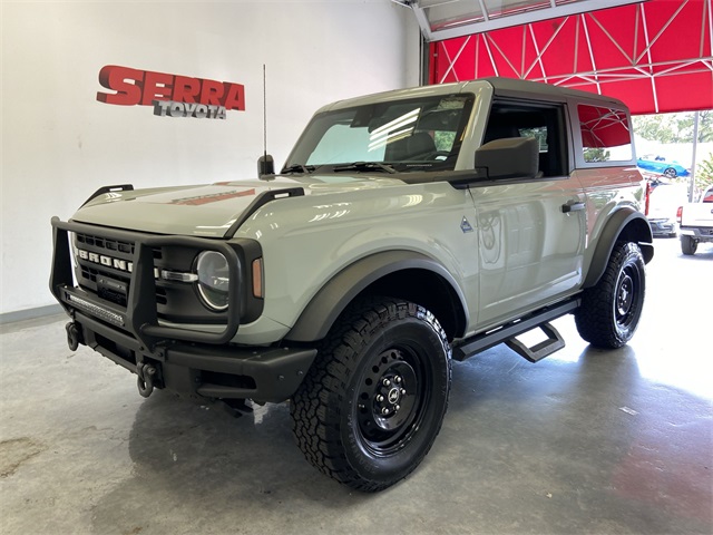 2022 Ford Bronco Black Diamond photo 13