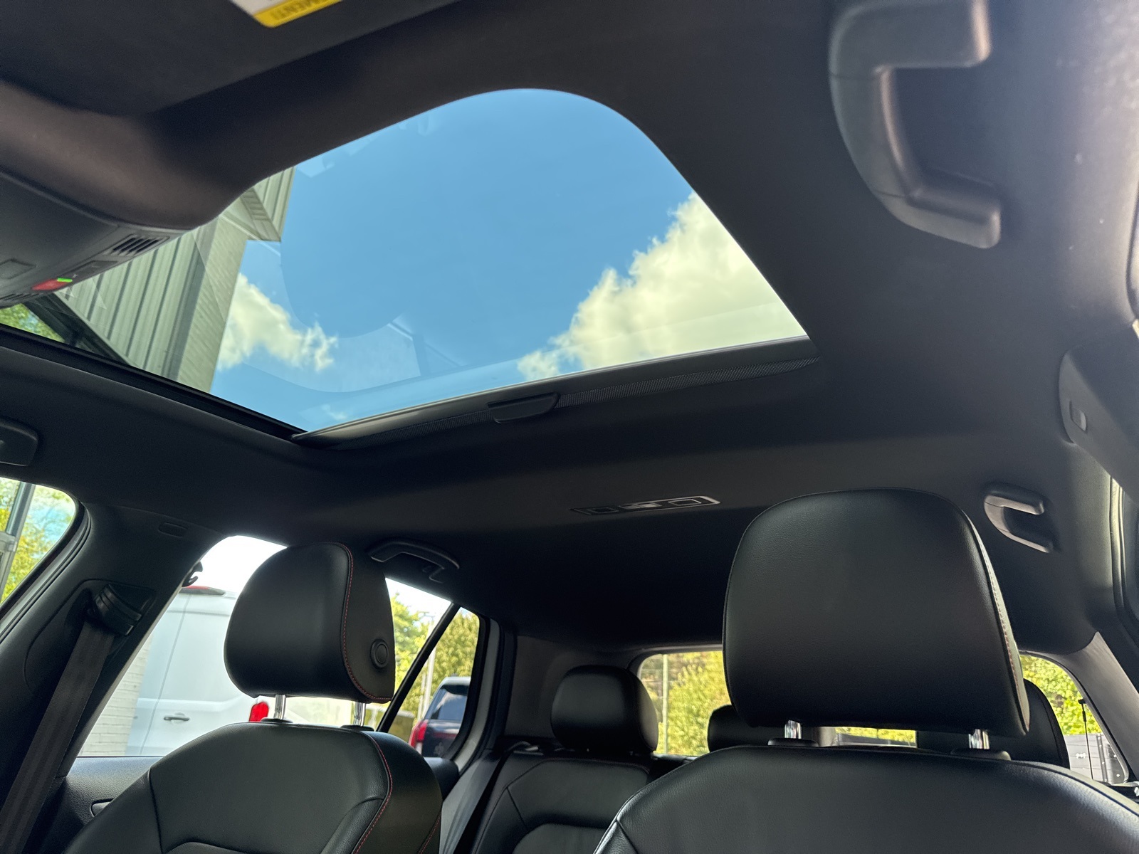 2020 Volkswagen Golf GTI SE photo 3