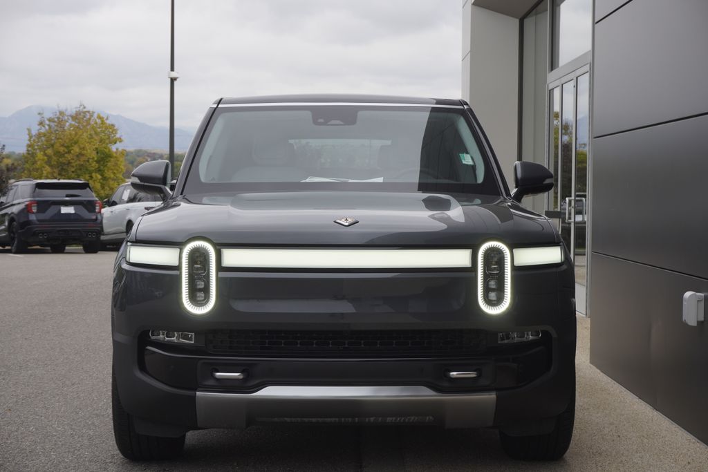 2023 Rivian R1S Launch Edition photo 3