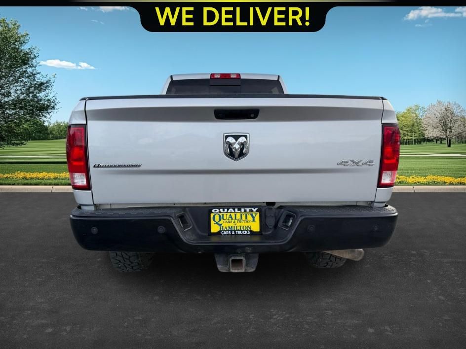 2017 Ram 2500 SLT photo 4