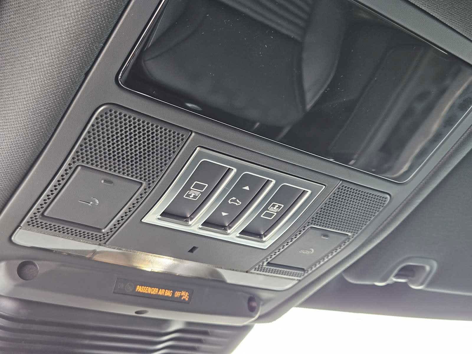 2025 Land Rover Discovery SE photo 20