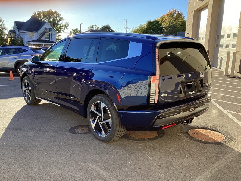 2026 Hyundai Ioniq photo 4