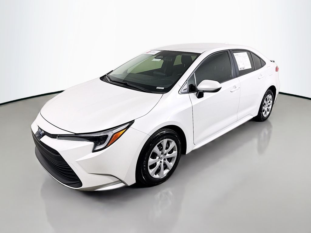 2025 Toyota Corolla Hybrid LE photo 3
