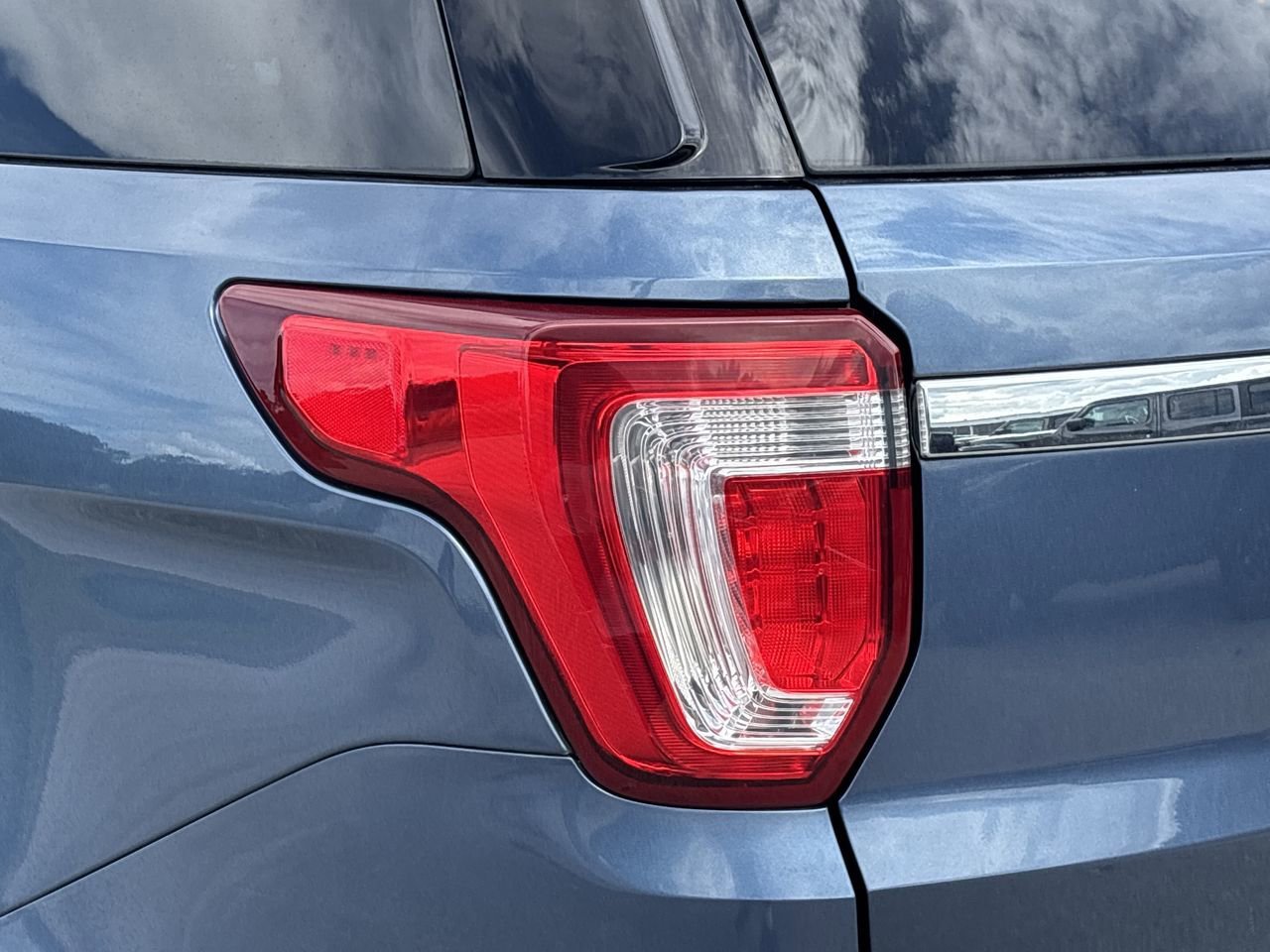 2018 Ford Explorer Sport photo 27