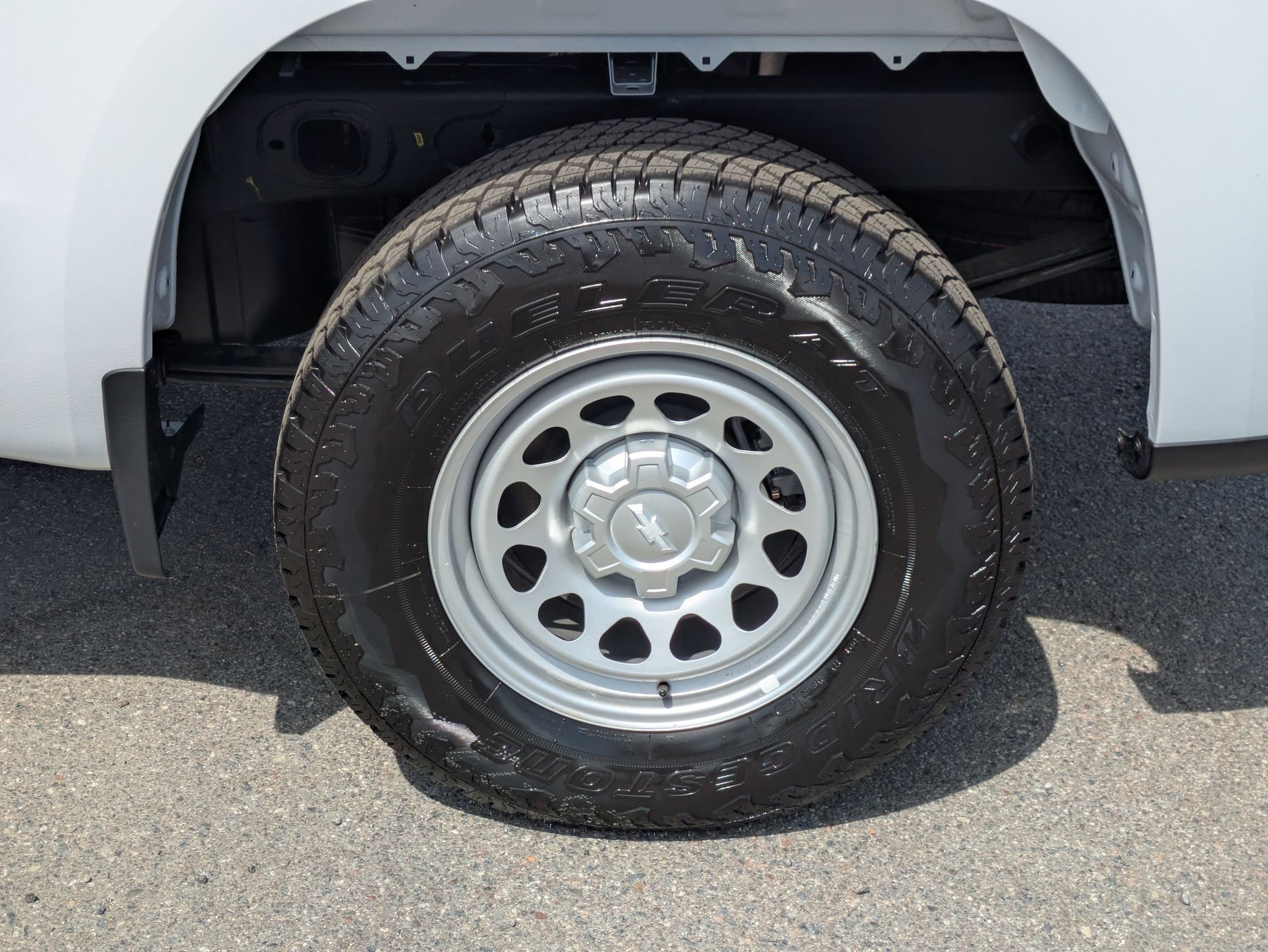 2026 Chevrolet Silverado 1500 photo 9