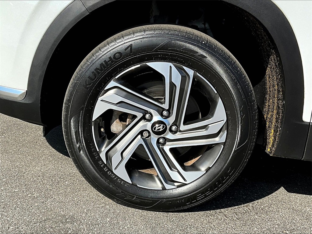 2022 Hyundai Santa Fe SEL photo 3