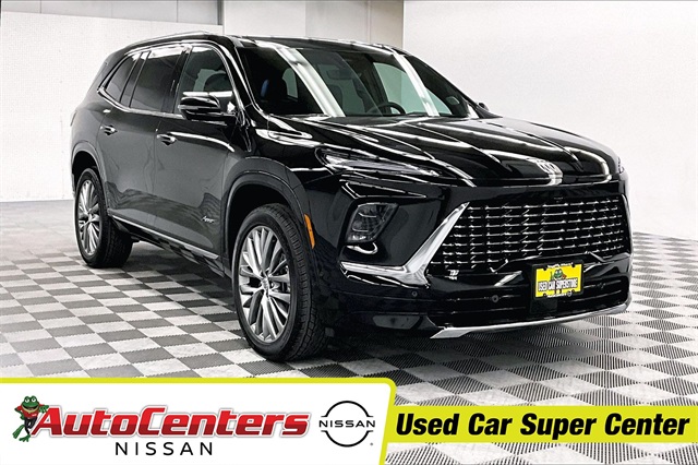 2025 Buick Enclave Avenir's photo