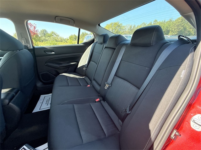 2022 Nissan Altima 2.5 SV photo 18
