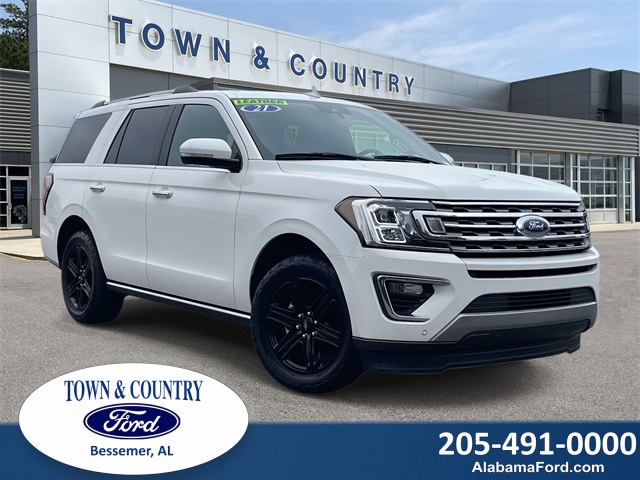 2021 Ford Expedition Limited's photo