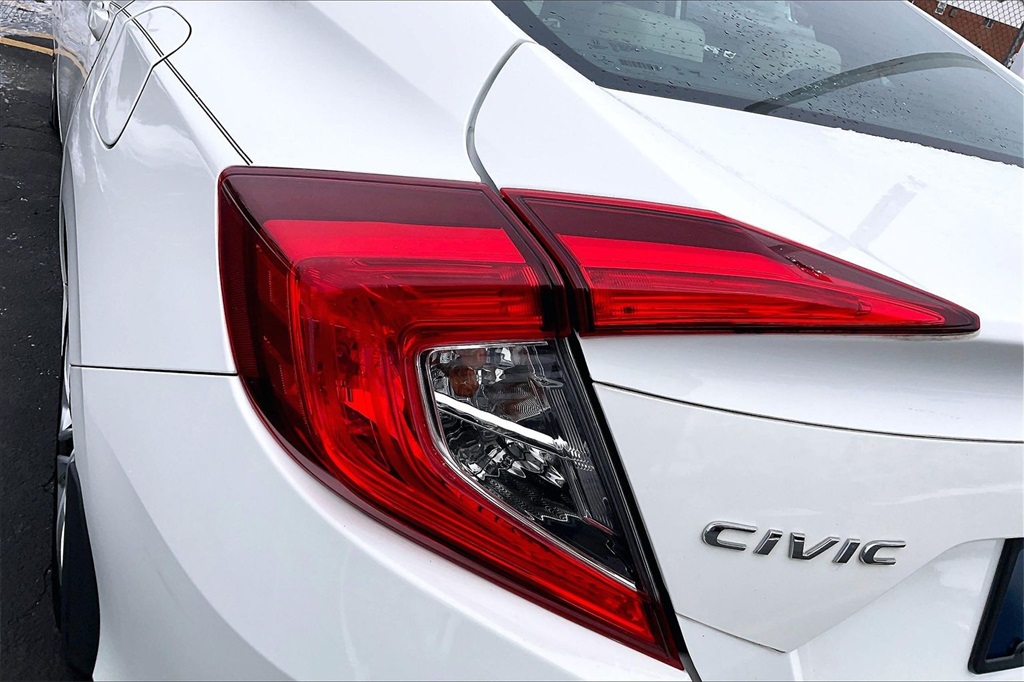 2017 HONDA CIVIC - Image 26
