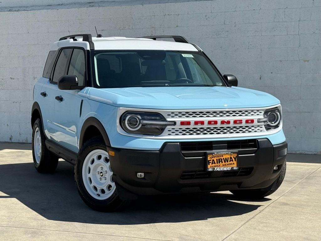 2025 Ford Bronco Sport Heritage photo 2