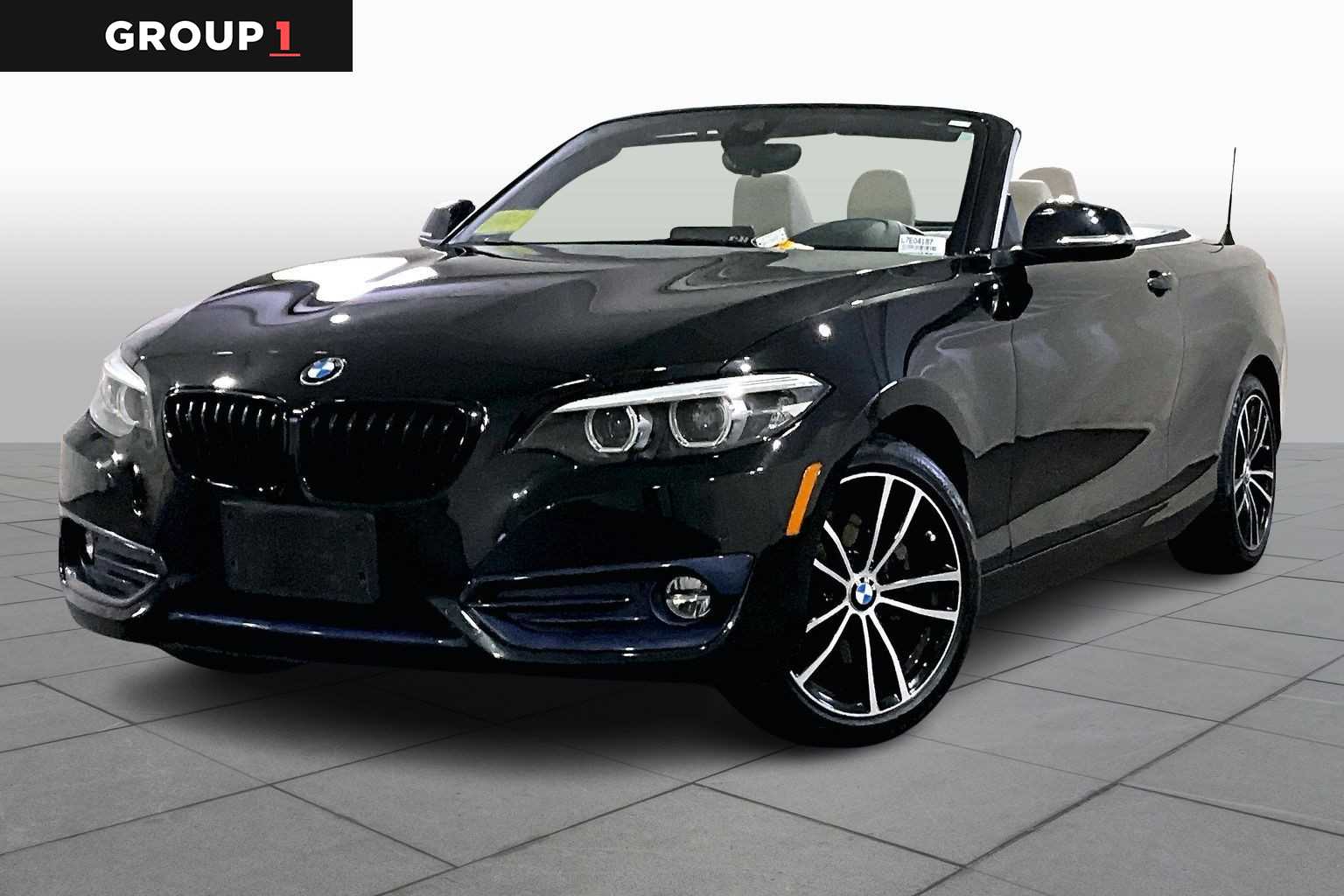 2020 BMW 2 Series 230i's photo