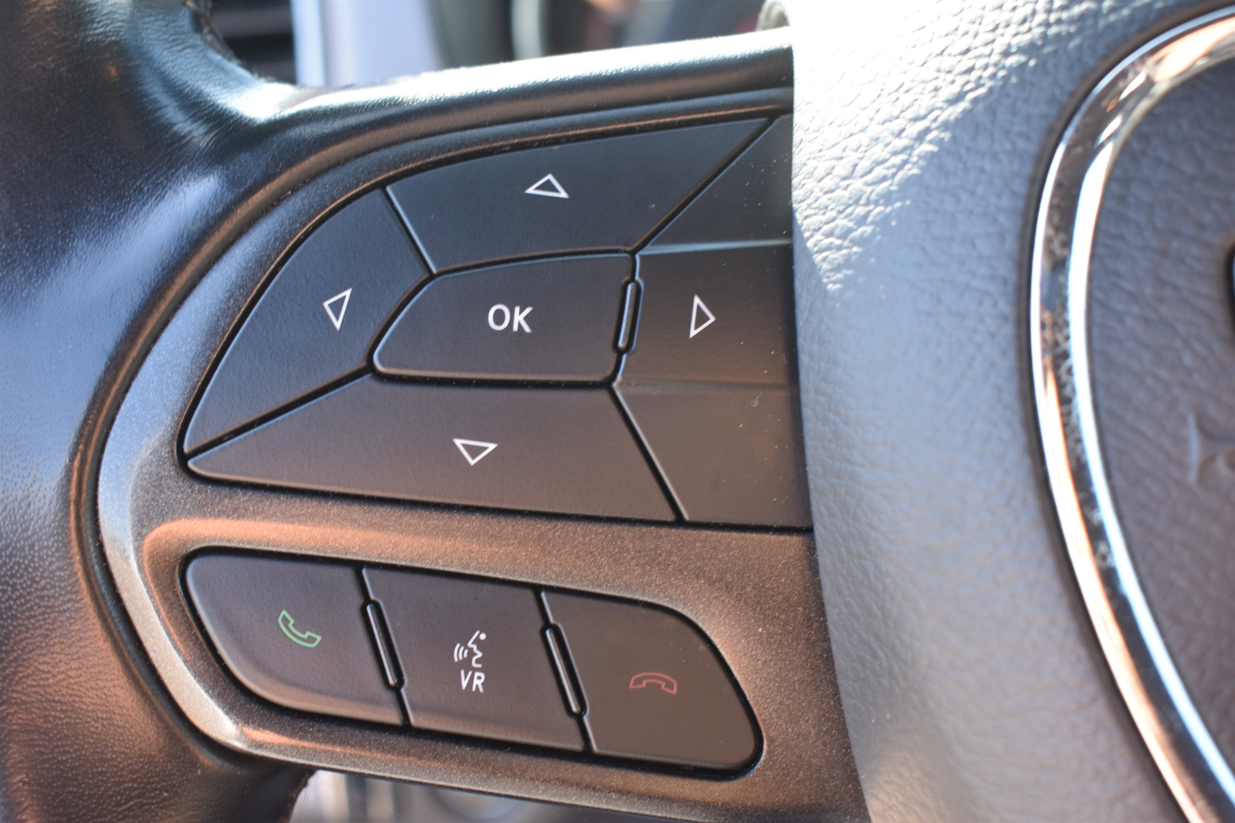 2022 Dodge Charger SXT photo 12