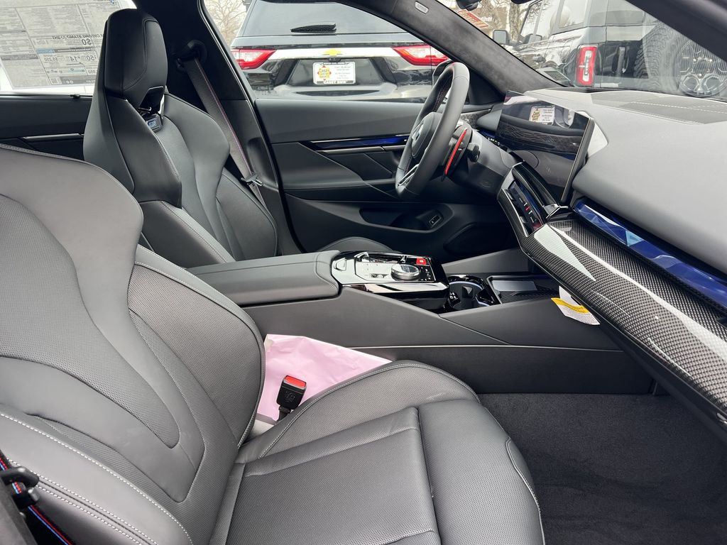 2025 Bmw M5 5 photo 29
