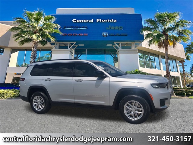 2025 Jeep Grand Cherokee L Laredo's photo