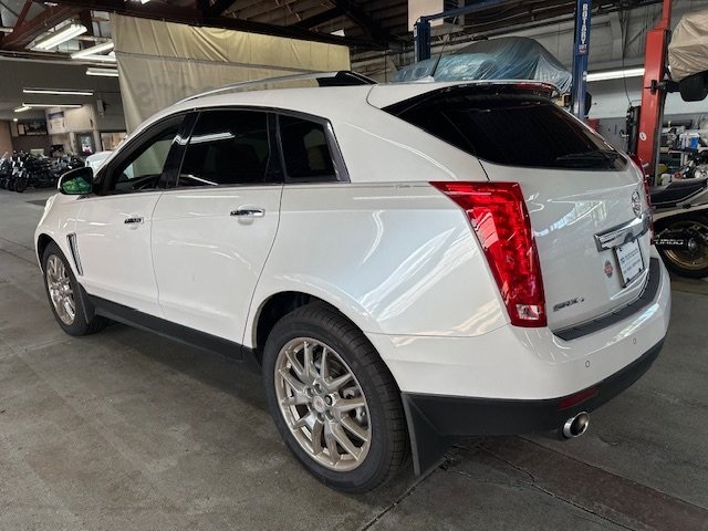 2014 Cadillac SRX Premium photo 2