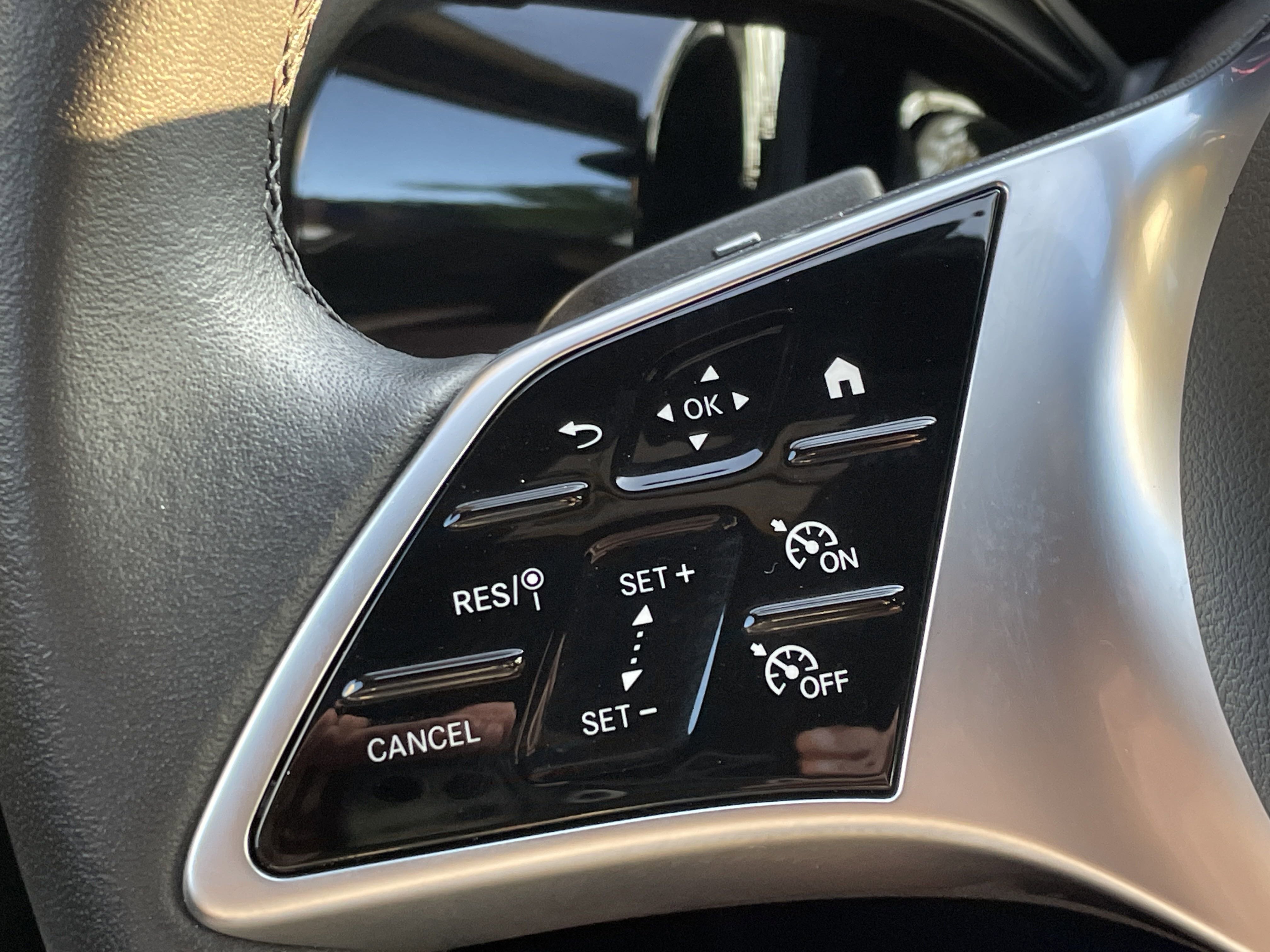 2025 Mercedes Benz GLA 250 photo 7
