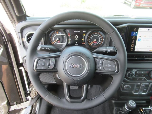 2025 Jeep Gladiator Sport photo 18