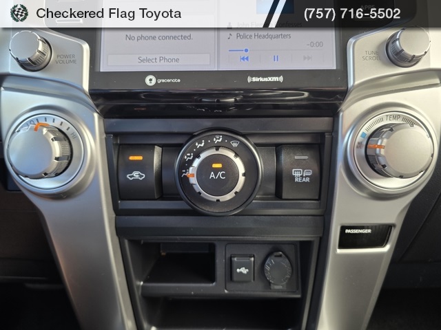 2024 Toyota 4Runner SR5 photo 32