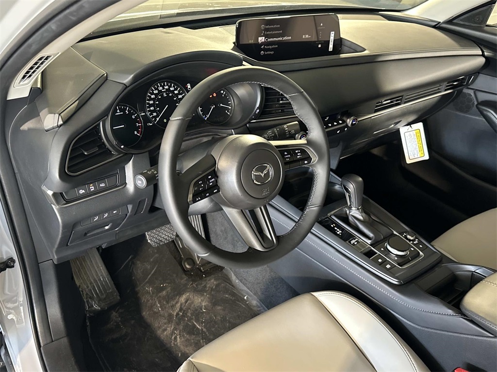 2026 Mazda CX-30 2.5 S Preferred photo 2